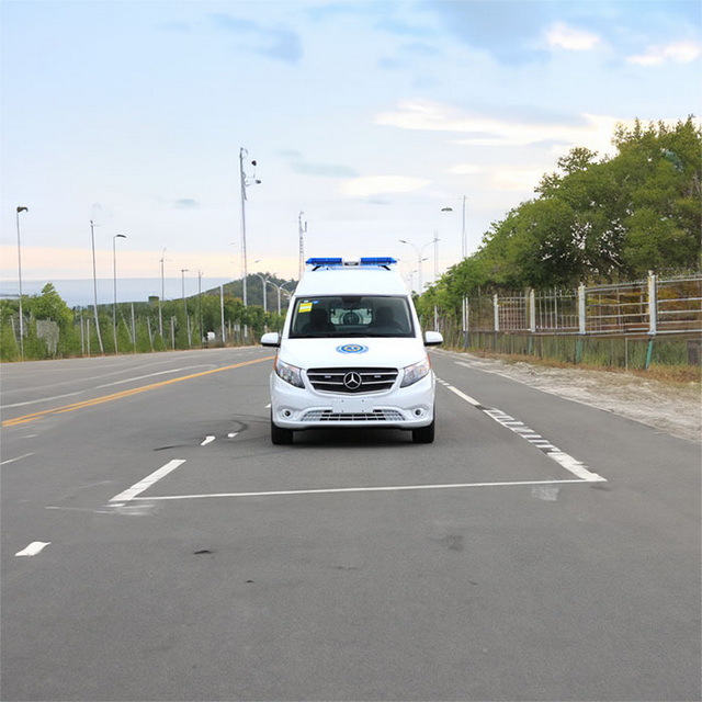 银川出租救护车电话