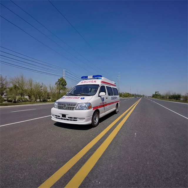 银川私人救护车租赁收费