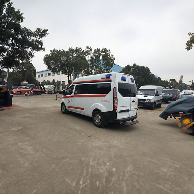 银川救护车租车费用