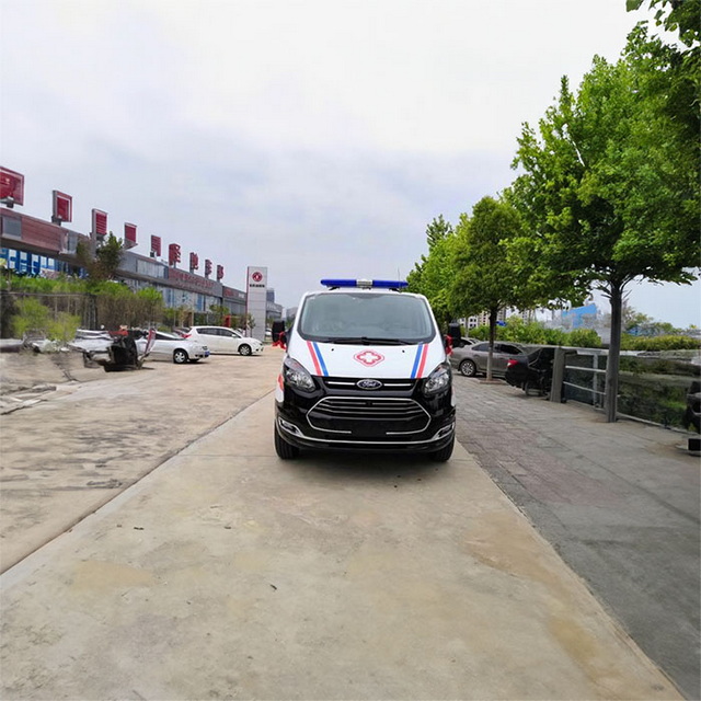 银川私人救护车租赁费用