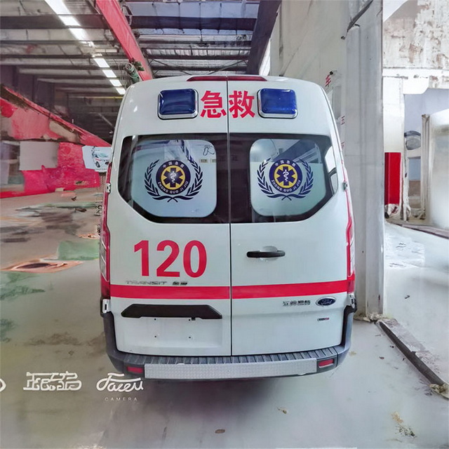 银川私人救护车租赁联系电话