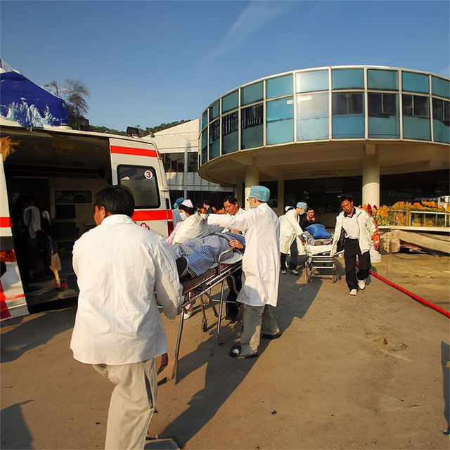 银川租赁急救车联系方式