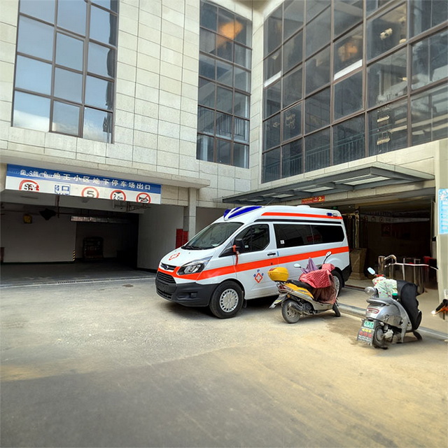 银川出租私人救护车电话