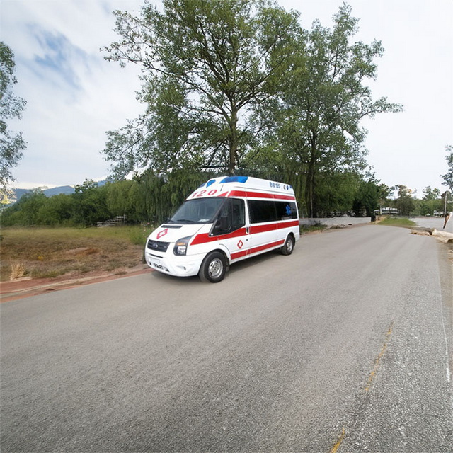 银川私人救护车租赁收费